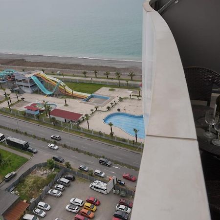 Apartment Orbi Dado Batumi Esterno foto