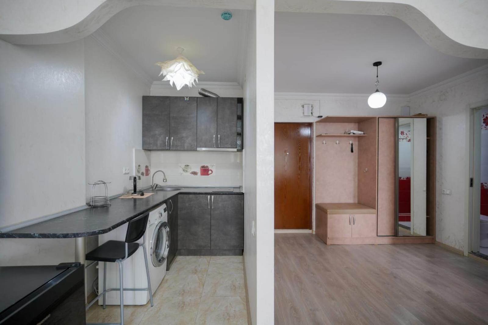 Apartment Orbi Dado Batumi Esterno foto