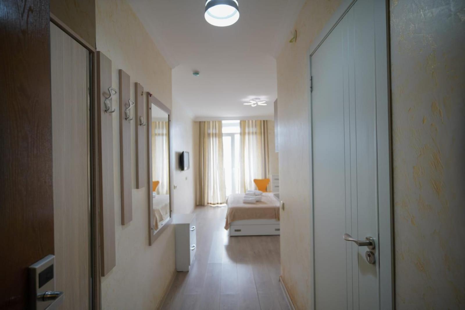 Apartment Orbi Dado Batumi Esterno foto
