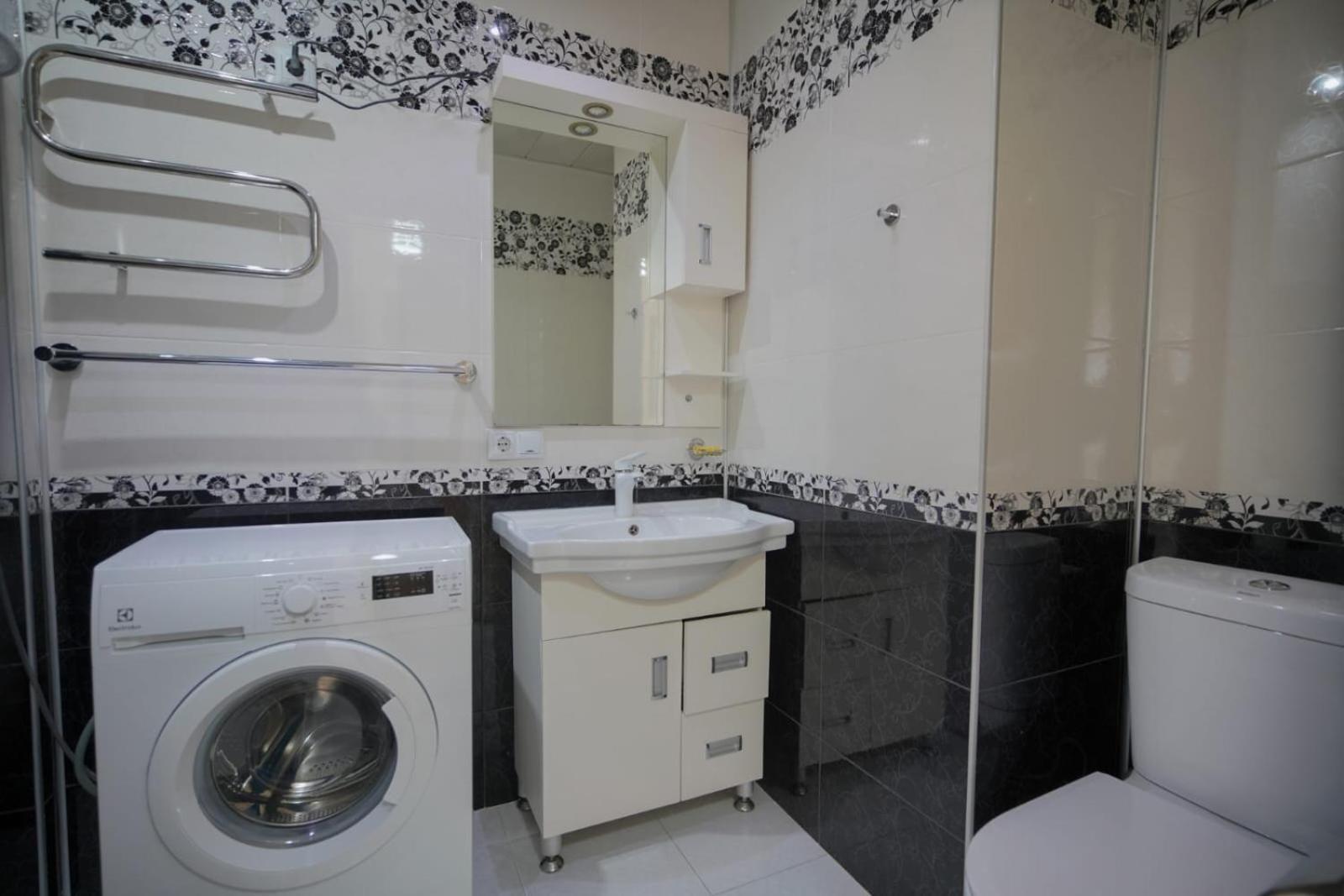 Apartment Orbi Dado Batumi Esterno foto