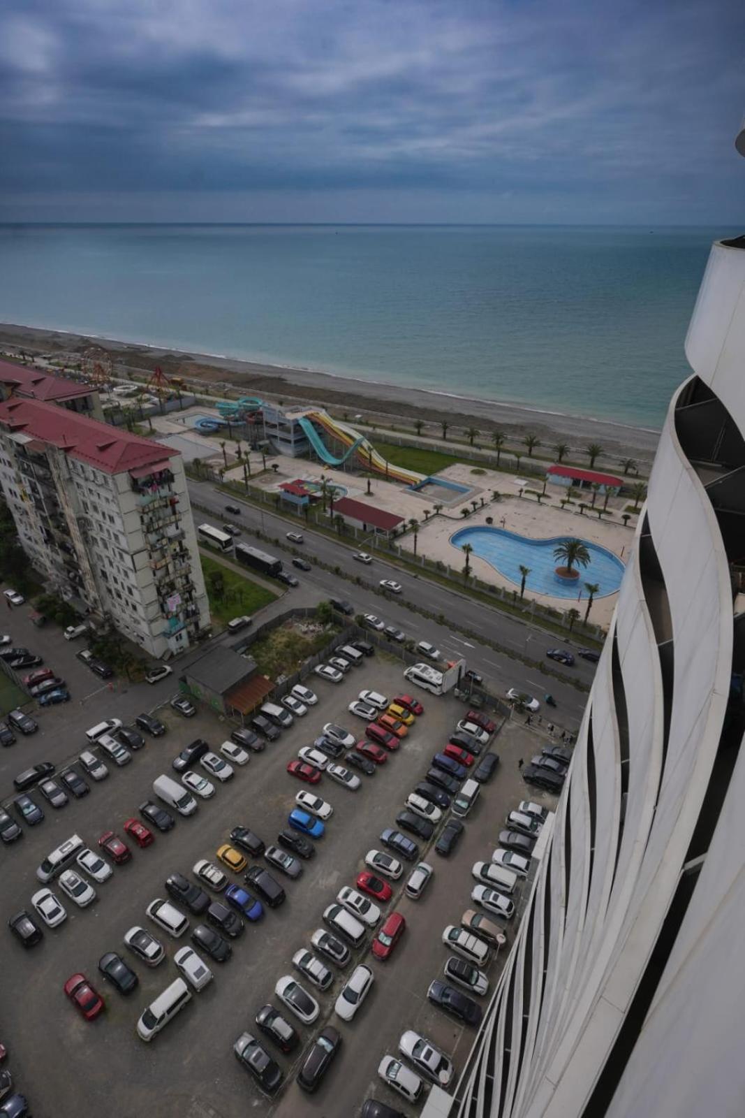 Apartment Orbi Dado Batumi Esterno foto