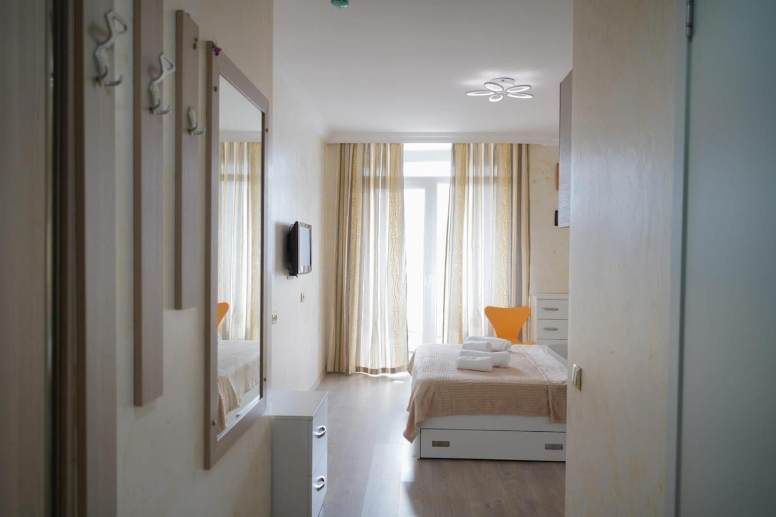 Apartment Orbi Dado Batumi Esterno foto