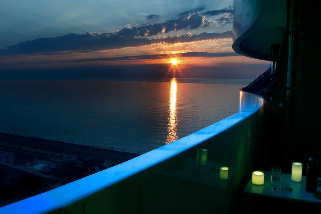 Apartment Orbi Dado Batumi Esterno foto