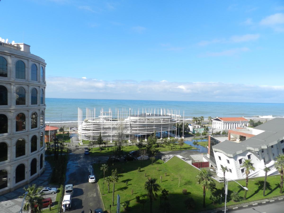 Apartment Orbi Dado Batumi Esterno foto