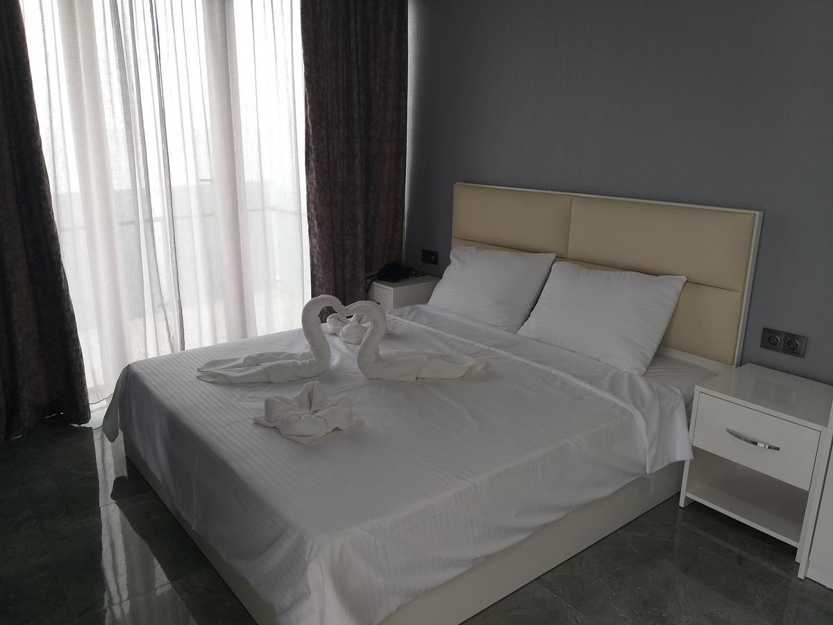 Apartment Orbi Dado Batumi Esterno foto