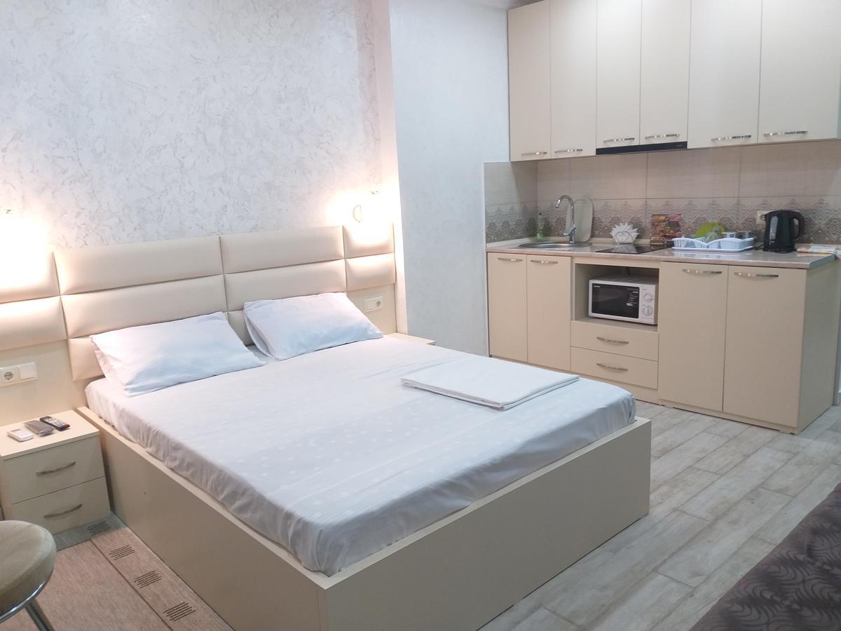 Apartment Orbi Dado Batumi Esterno foto