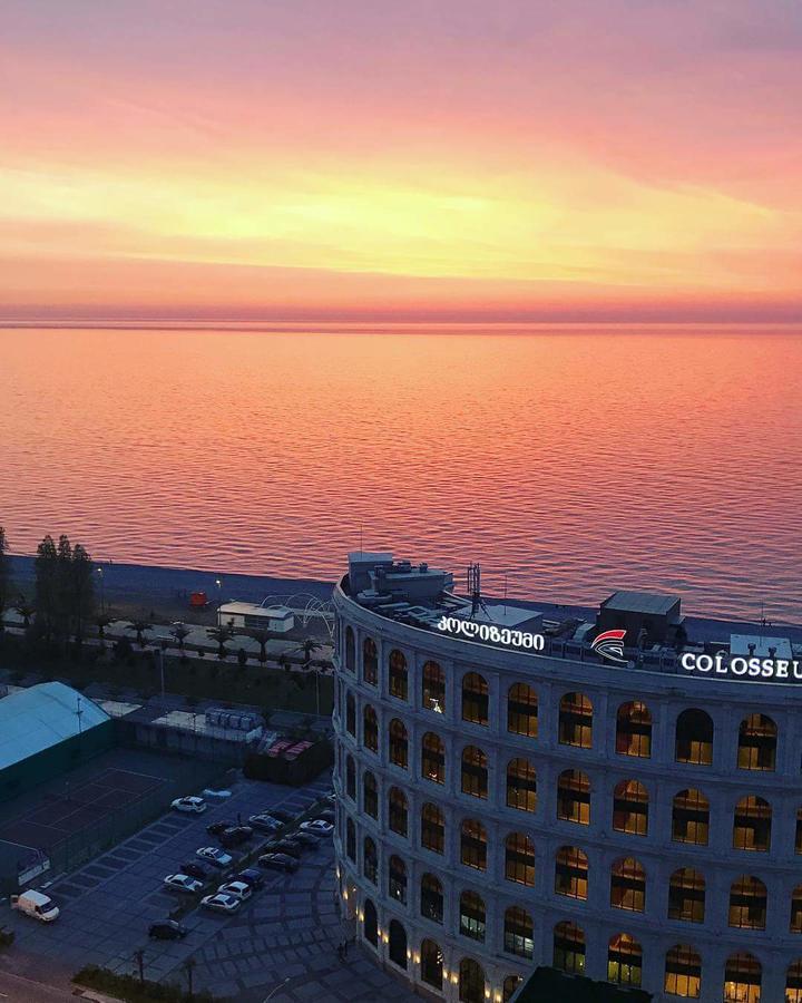 Apartment Orbi Dado Batumi Esterno foto
