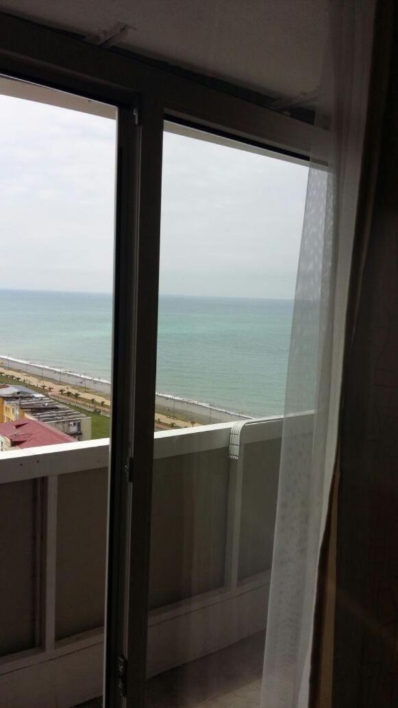 Apartment Orbi Dado Batumi Esterno foto